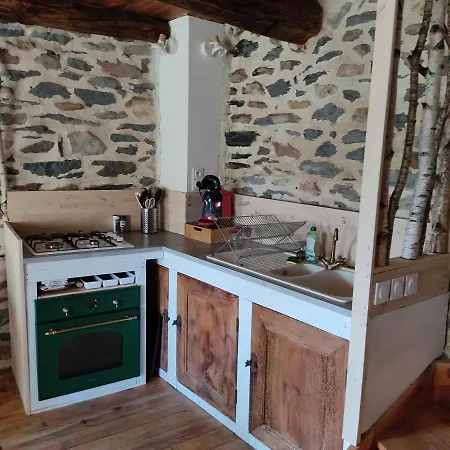 Holiday home Le P'tit Nid De Riouffreyt *